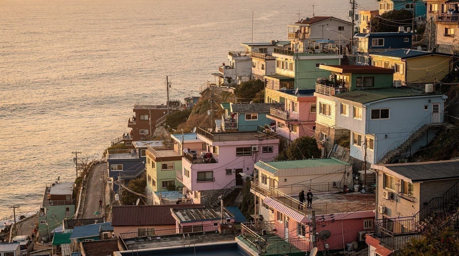 Busan vs Seoul: which city should you visit (or prioritize)?
